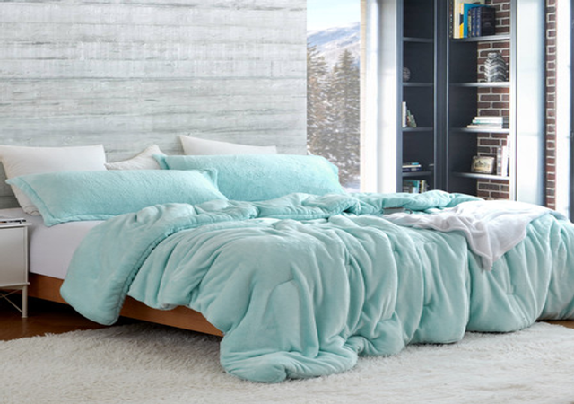 Coma Inducer® Oversized Comforter - Me Sooo Comfy - Hushed Mint