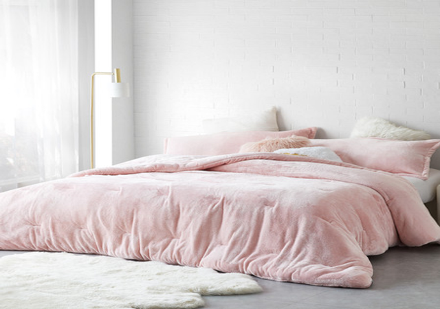 Coma Inducer® Oversized Comforter - Me Sooo Comfy - Rose Quartz