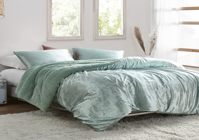 Velvet Crush - Coma Inducer® Oversized Comforter - Crinkle Iced Green