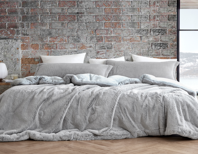 Chunky Bunny - Coma Inducer® Oversized Queen Comforter - Glacier Gray