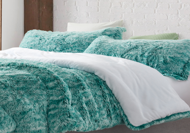 Are You Kidding - Coma Inducer® Oversized Comforter - Frosted Lucky Green