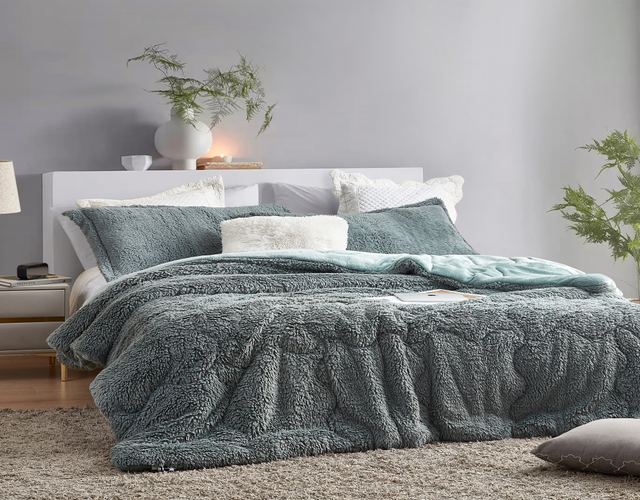 Puts This To Sleep - Coma Inducer Oversized Comforter - Emerald Gray